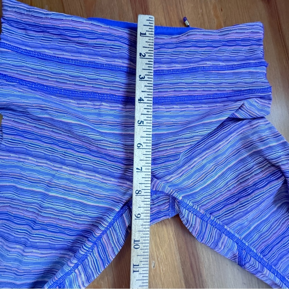 Lululemon capris - Picture 6 of 14